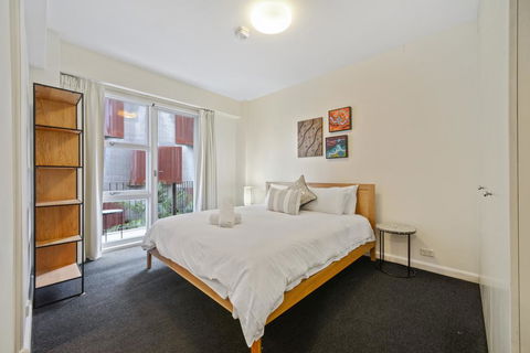 HomeHotel-Urban Retreat In Secure Boutique Block - Perth Resorts 2