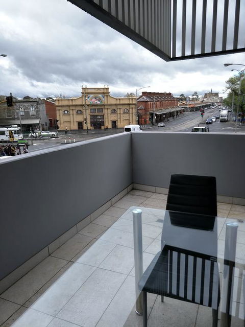 Homely Getaways @ Queen Vic Market - Perth Resorts 3