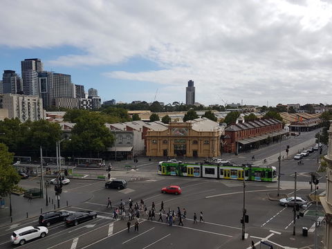 Homely Getaways @ Queen Vic Market - Perth Resorts 0