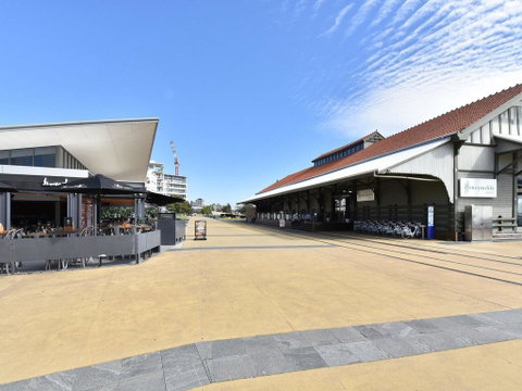 Honeysuckle Haven - Harbour Facing + Walk To Restaurants - Accommodation Perth 3