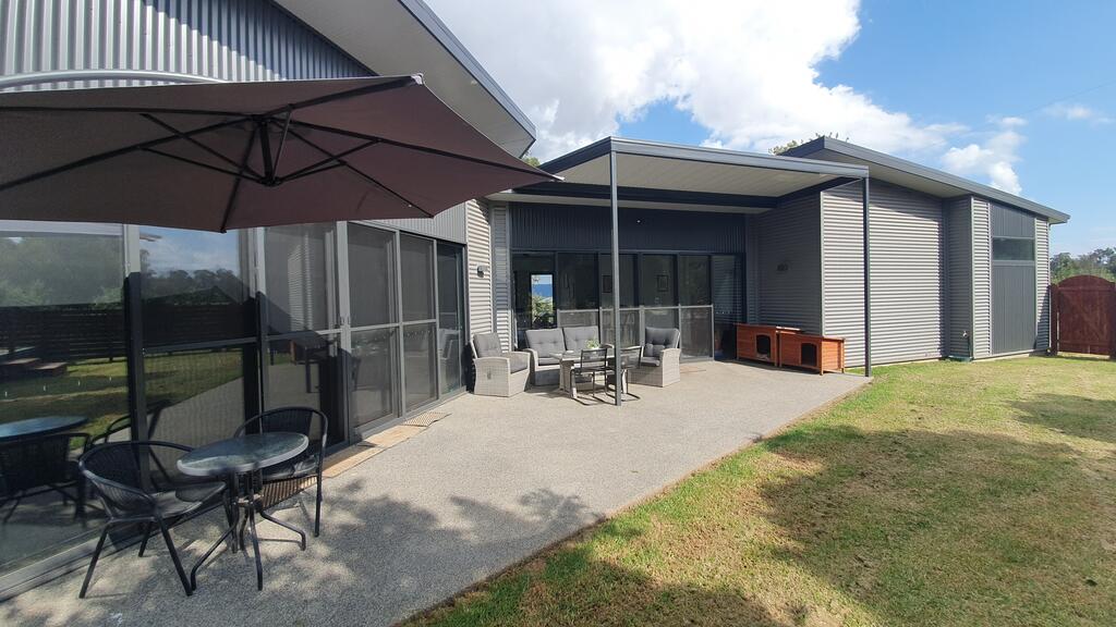 Mudgegonga VIC Accommodation Perth