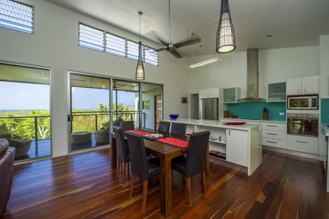 Horseshoe Bay Vista - Perth Resorts 3