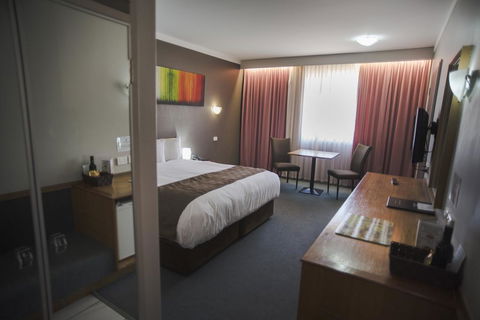 Hospitality Kalgoorlie, SureStay By Best Western - Accommodation Perth 2