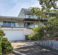 Island View - 80 Lentara St - Large Family Home Pool WIFI and Sweeping Views of Fingal - Accommodation Perth