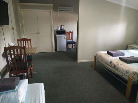 Ithaca 1896 Manor - Accommodation Perth 1