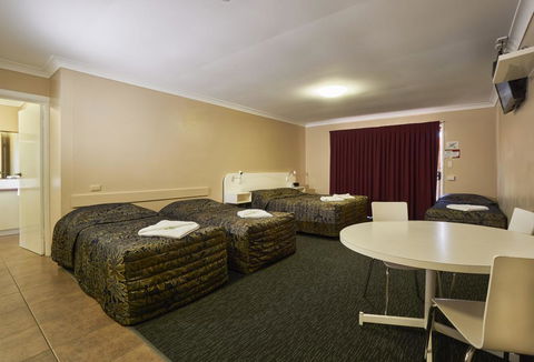 Jefferys Motel - Perth Resorts 0