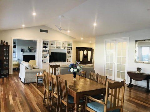 Jetty Splendour Guest Bedroom With Bathroom En-suite B'nB - Perth Resorts 2