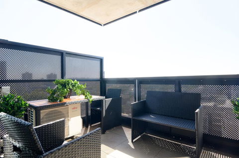 JUDD Your Stylish Richmond Abode Awaits You - Accommodation Perth 1