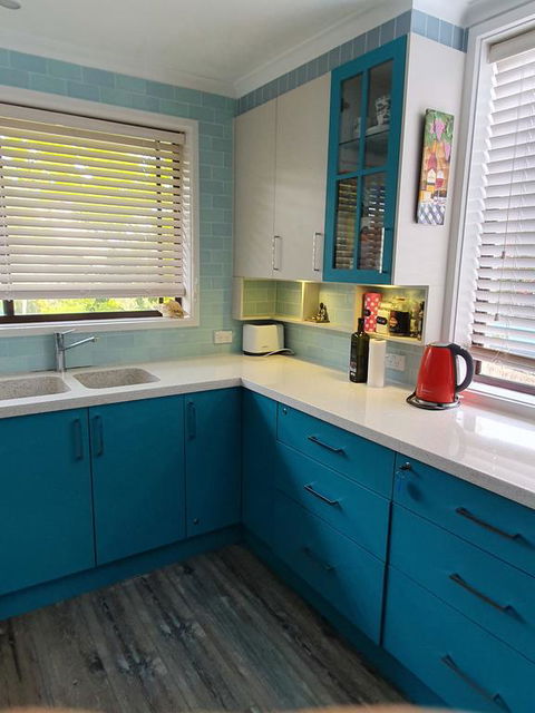 JUST-4-YOU! Amazing Sea Views, WIFI, Fullly Air-conditioned, King Bed - Accommodation Perth 2