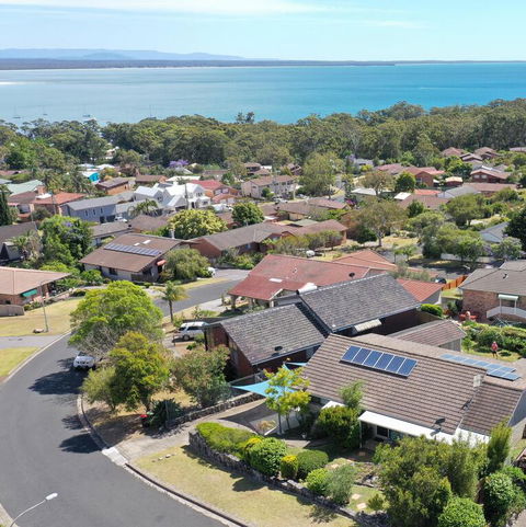 JUST-4-YOU! Amazing Sea Views, WIFI, Fullly Air-conditioned, King Bed - Accommodation Perth 3