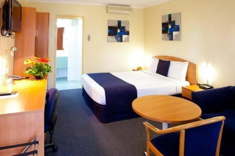 Karinga Motel, SureStay Hotel By Best Western - Accommodation Perth 2