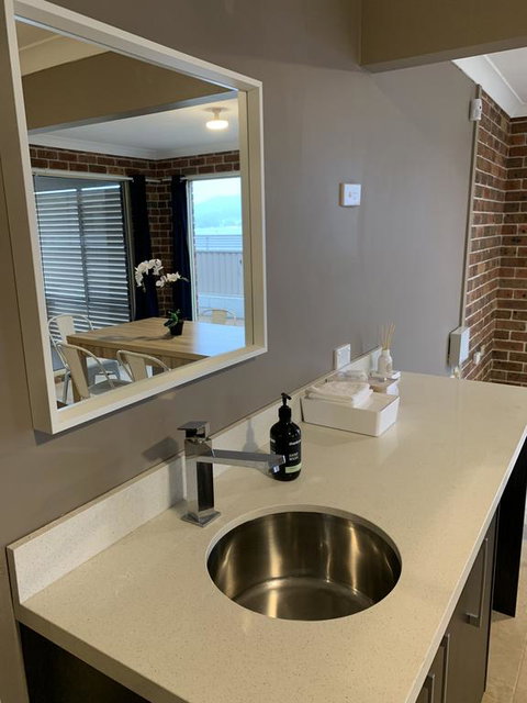 Karoola - Perth Resorts 1