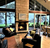 Kenwood Bank Vineyard Retreat - Accommodation Perth