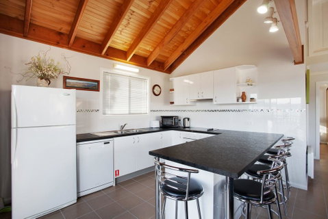 Kestrels Rest 2/116 Gippsland Street - Accommodation Perth 2