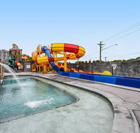 King's Point Retreat - Perth Resorts