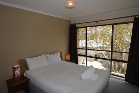 Kirwan 32 - Accommodation Perth 2