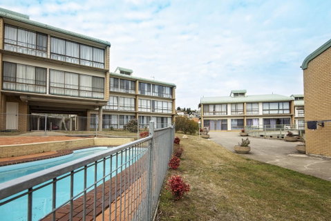 Kirwan Apartment 18 - Large Jindabyne Apartment - Accommodation Perth 1