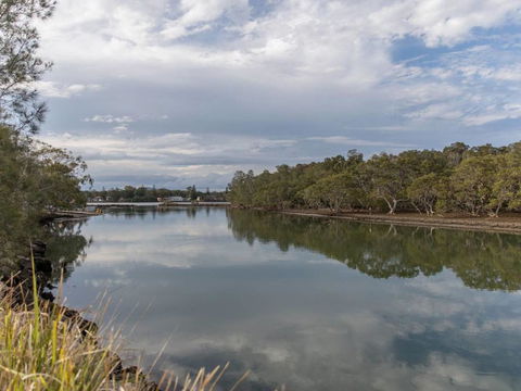 Kookas Nest - Waterfront Home, Tranquil Setting - Accommodation Perth 3