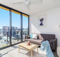 KOZYGURU FORTITUDE VALLEY AMAZING VIEW 2BED APT  FREE PARKING QFV010 - Accommodation Perth