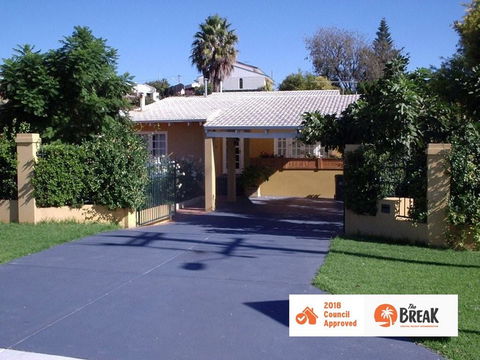 La Cote D Or - Mediterranean Cottage - Accommodation Perth 0