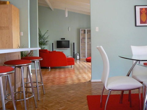 La Cote D Or - Mediterranean Cottage - Accommodation Perth 2