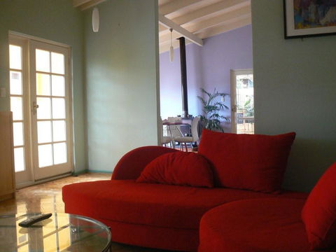 La Cote D Or - Mediterranean Cottage - Accommodation Perth 3