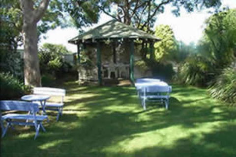 Lake Haven Motor Inn - Accommodation Perth 3