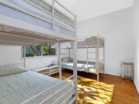 Lakes Edge Cottage - Accommodation Perth 1