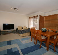 Lakeside 3/37 Cobbon Crescent - Accommodation Perth