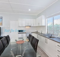 Lakeside Cabin - Perth Resorts