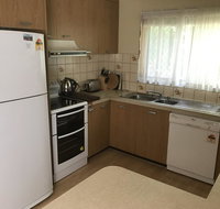 Lakeside Chalet  Studio - Accommodation Perth