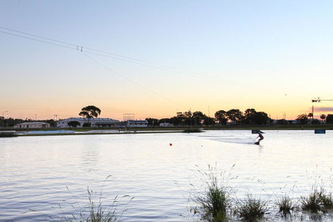 Lakeside Deck House - Accommodation Perth 1