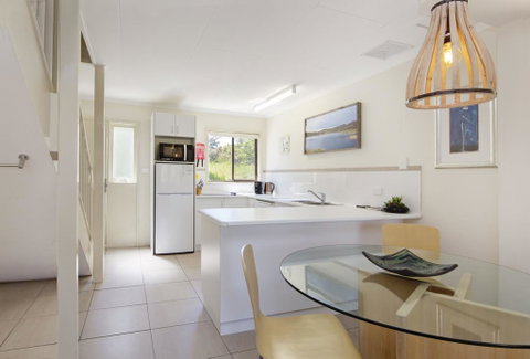Lakeside Townhouse - Accommodation Perth 1