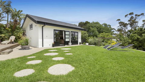 LANIKAI - MOUNT MARTHA - Accommodation Perth 1