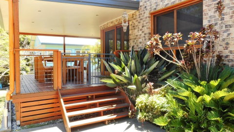 Lees By The Sea At South West Rocks - Accommodation Perth 0