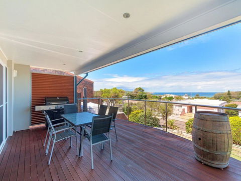 Lentara Dream @ Fingal Bay - Accommodation Perth 2