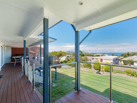 Lentara Dream @ Fingal Bay - Accommodation Perth 0