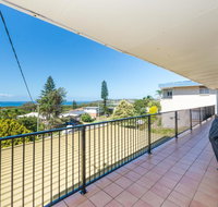 Lentara St 12 - Fingal Bay - Accommodation Perth