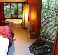 Linden Gardens Rainforest Retreat - Perth Resorts