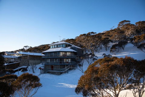 Lucy Lodge - Accommodation Perth 0