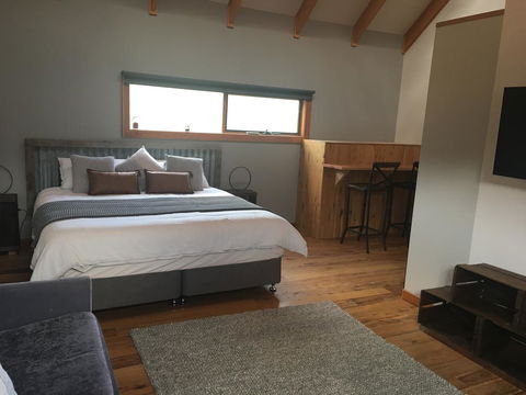 Lupos Loft - Accommodation Perth 0