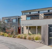 Luxe Townhouse - Linen/WiFi Included - Accommodation Perth