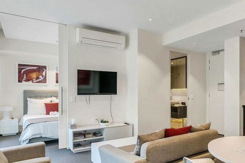 Luxury 2 Bdrm In Watson At Walkerville With Balcony, FREE Carpark, Near Adelaide CBD - Accommodation Perth 0