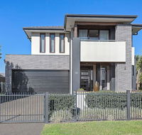 Luxury Brand New Home - Accommodation Perth