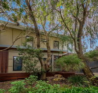 LUXURY BY THE SEA - CLOSE TO THE BEACH - Accommodation Perth