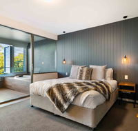 Luxury Spa Retreat with Ocean and Hinterland Views - Accommodation Perth