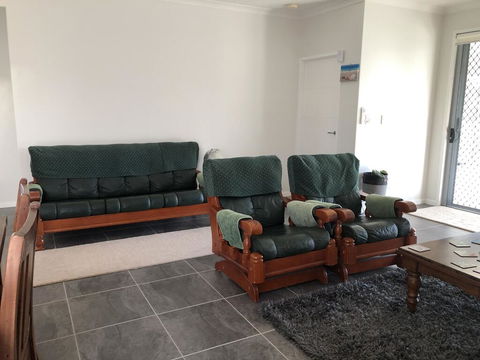 M & T's Waterfront Bed & Breakfast - Accommodation Perth 2