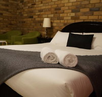 Magdala Motor Lodge  Lakeside Restaurant - Accommodation Perth