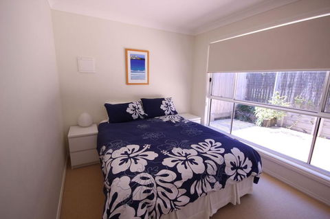 MAGIC BEACH HOUSE - PET FRIENDLY - Accommodation Perth 3