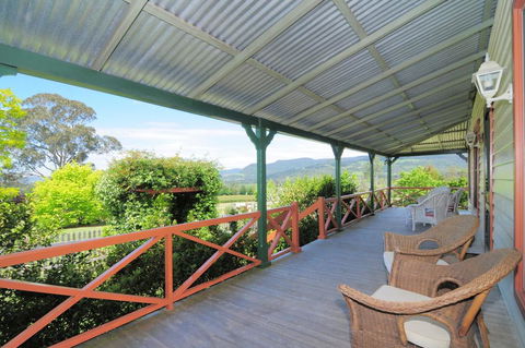 Magnolia Cottage - Kangaroo Valley - Accommodation Perth 1